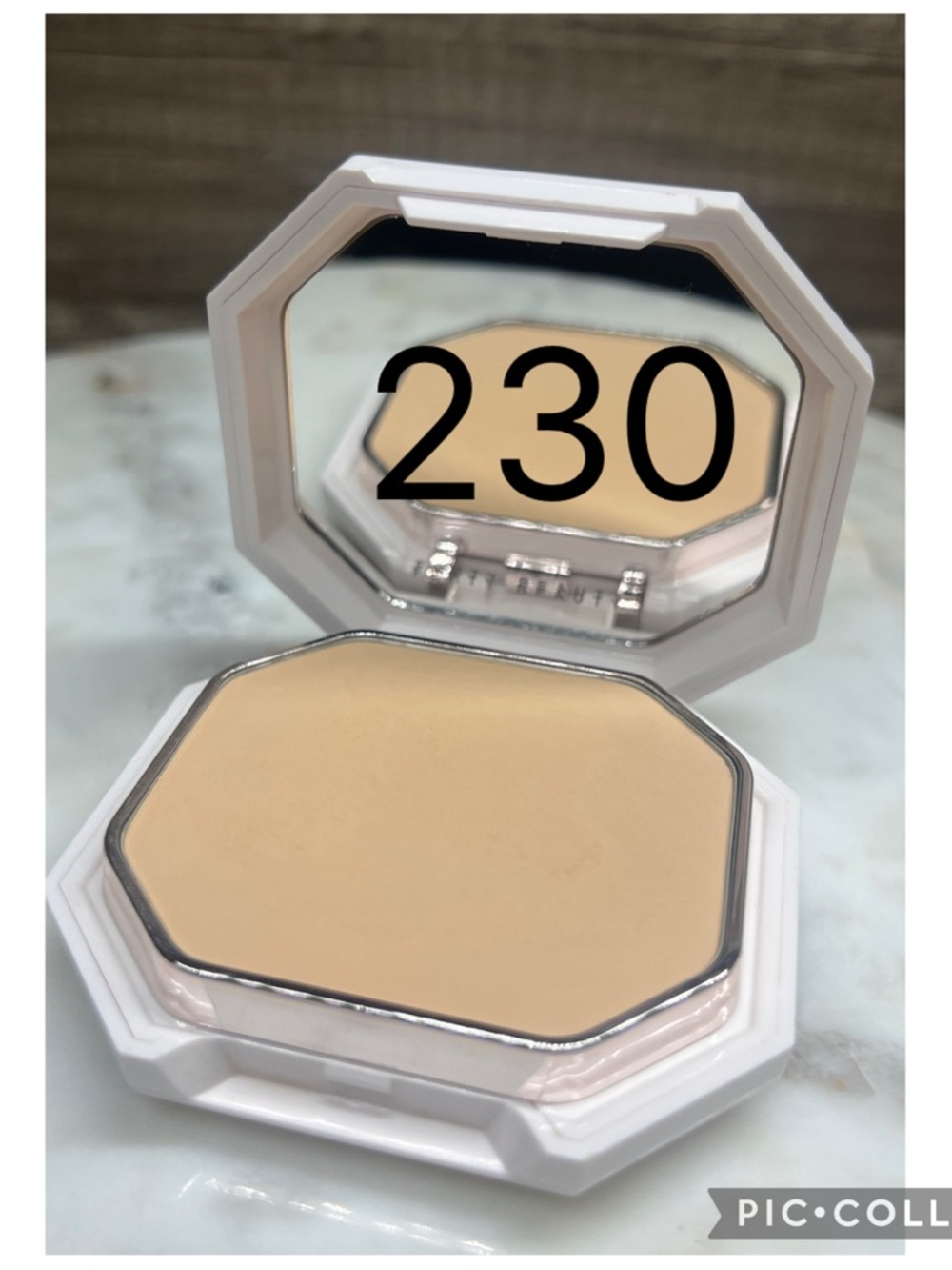 FENTY BEAUTY by Rihanna Pro Filt’r Soft Matte Powder Foundation - 230 Shade